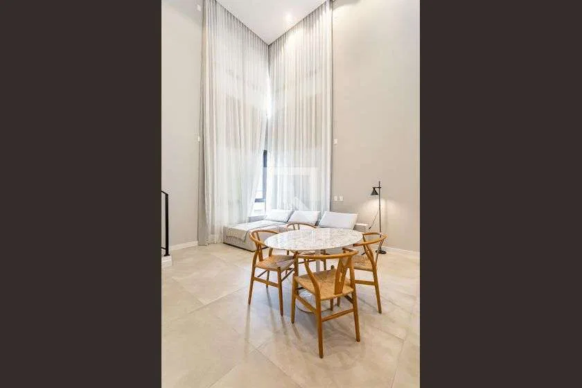 Apartamento amueblado de 90 m² con 1 dormitorio y cocina abierta — photo 4