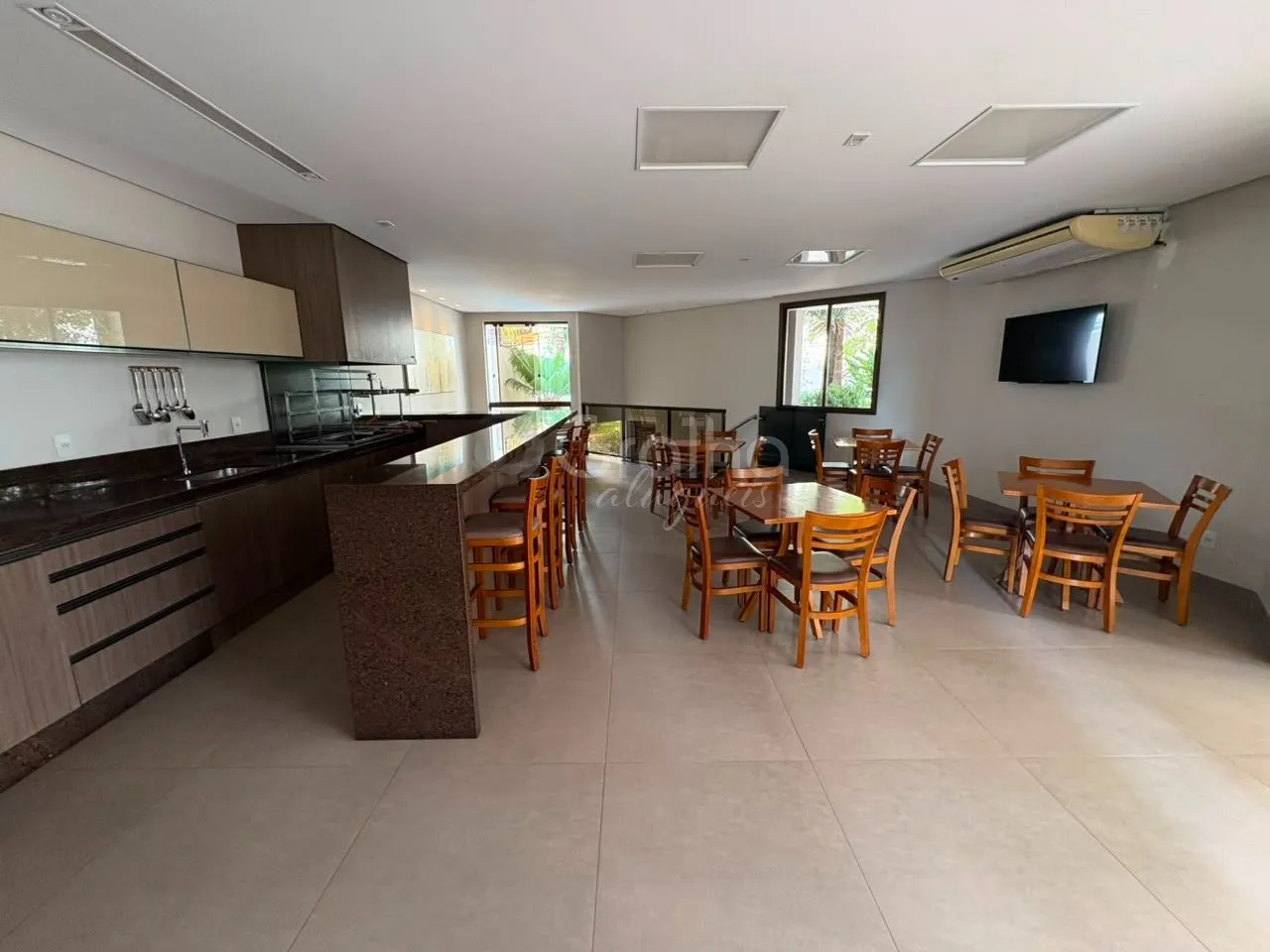 3-bedroom apartment with 446 m² and 2 parking spots — photo 9