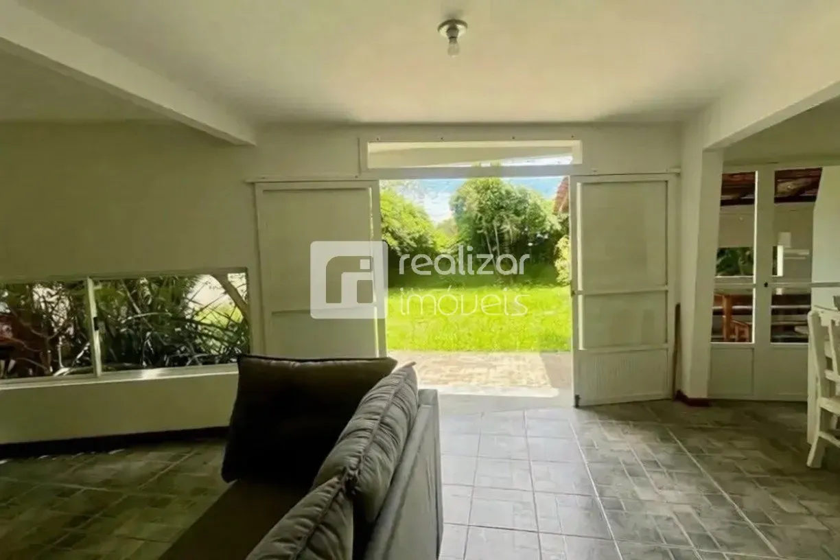 3-bedroom house with 2 levels and open-plan kitchen
