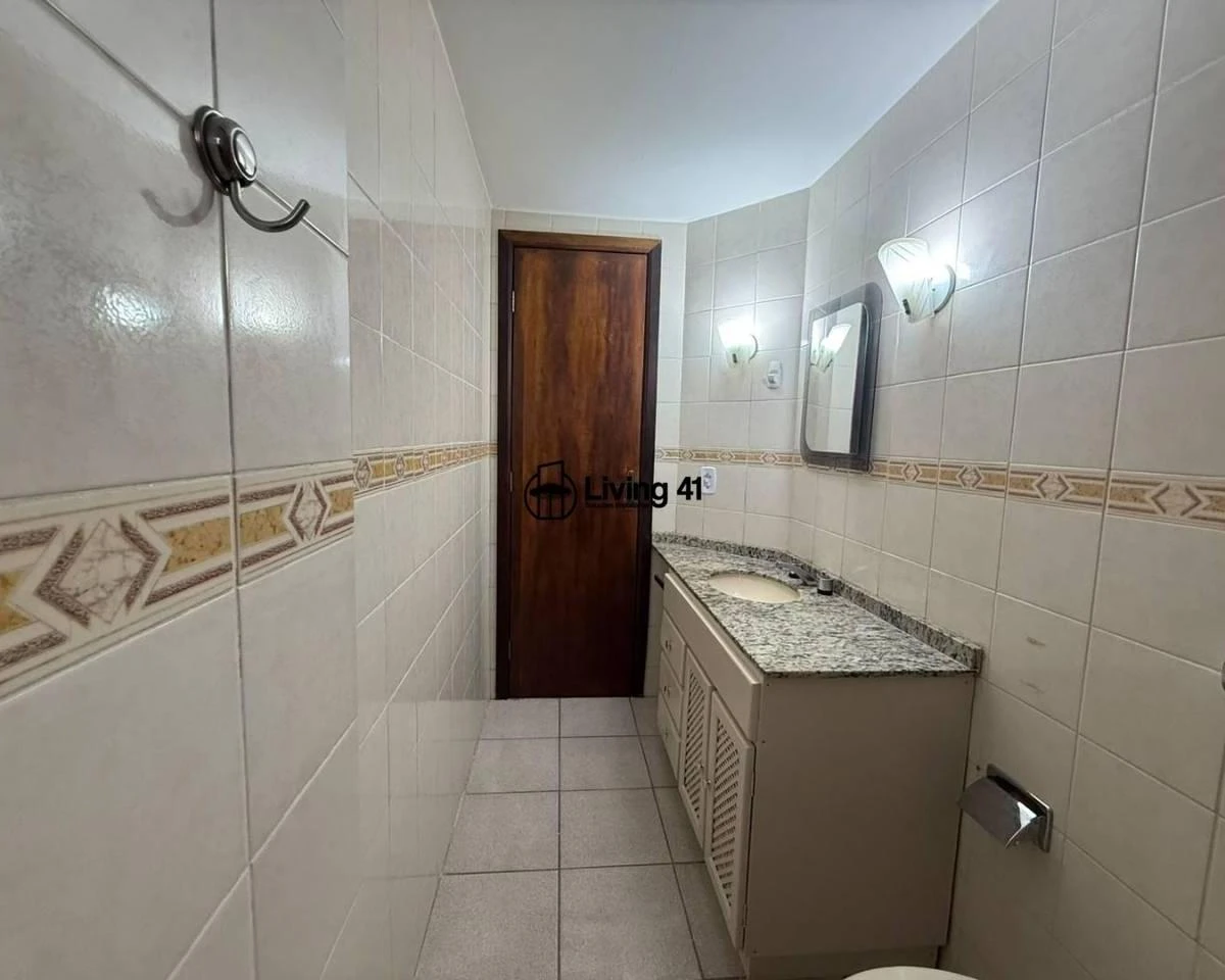 84 m² apartment with 3 bedrooms and a balcony — photo 14