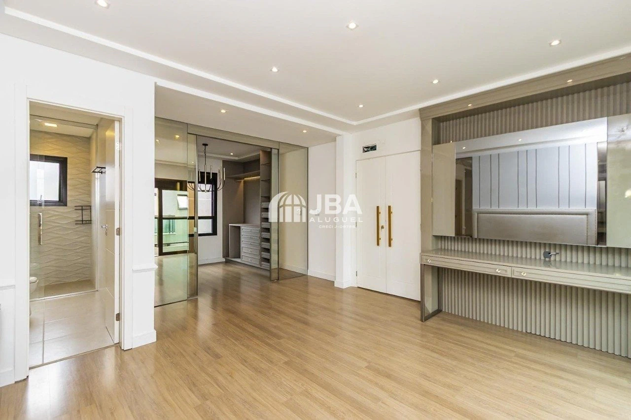 Floor-to-ceiling windows in a 2-bedroom house, 143 m² — photo 16