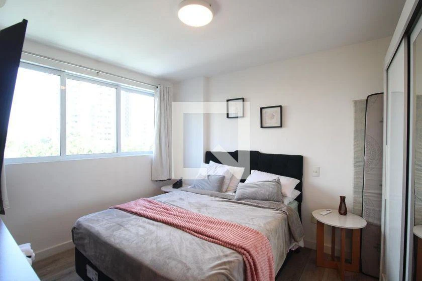 Furnished 79 m² apartment with 2 bedrooms and 2 bathrooms — photo 3