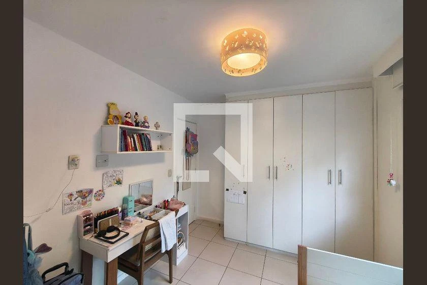 Furnished apartment, 103 m², with a glass-enclosed balcony — photo 17