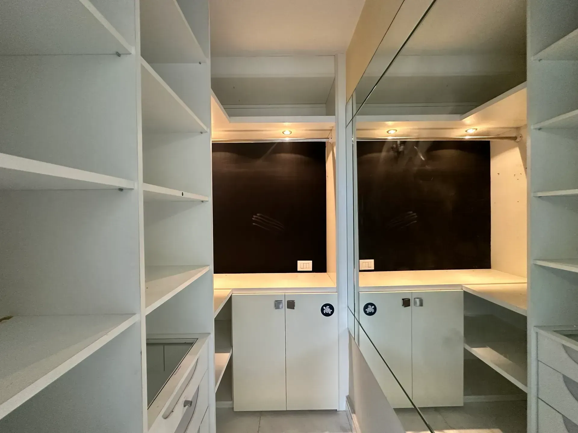 Apartamento sin muebles con 3 dormitorios y se aceptan mascotas — photo 42