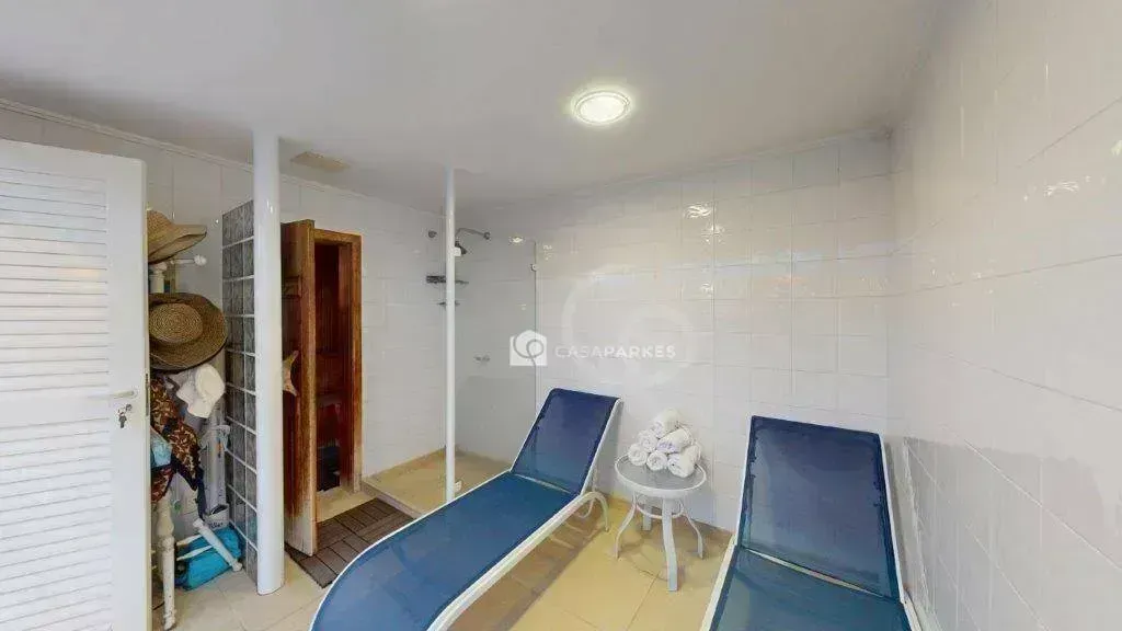 House with 5 bedrooms and 5 bathrooms, 500 m² — photo 28