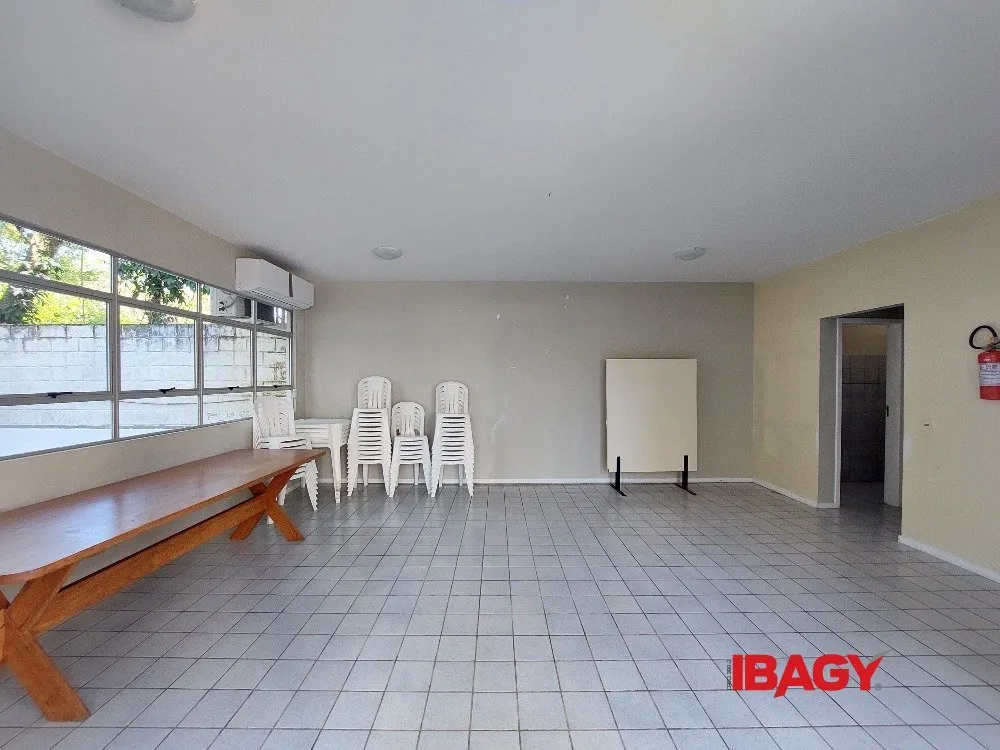Меблированная квартира с 1 спальней, балконом и 50 м² — photo 19