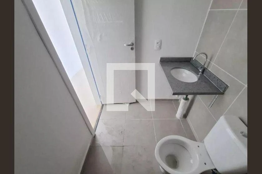 1-bedroom apartment with balcony and 38 m² — photo 22