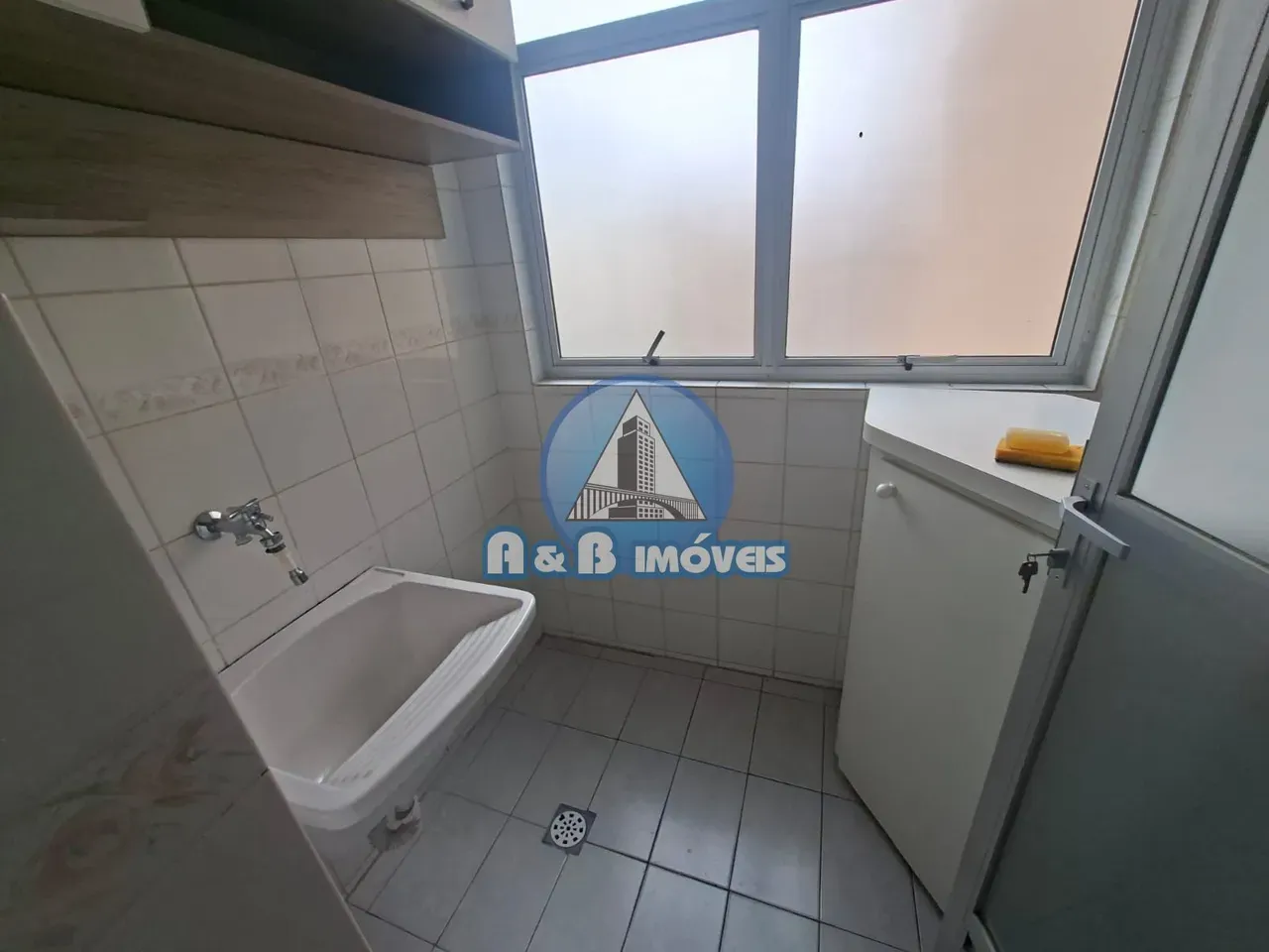 Apartamento com piso de madeira ou laminado, Hauer — photo 5