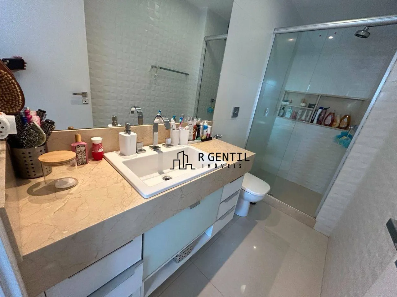 Apartamento para alugar com 3 dormitórios e 3 banheiros — photo 16