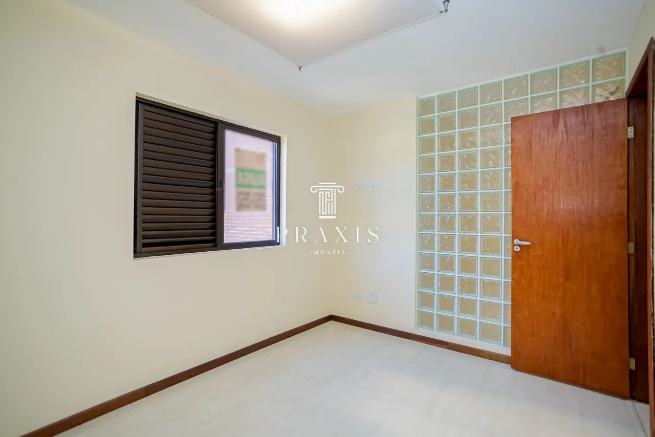 Duplex apartment with 2 bedrooms and a balcony — photo 20