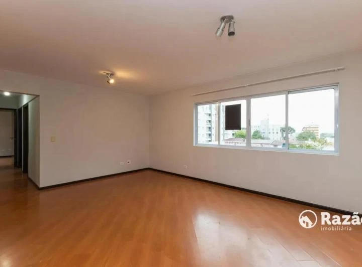 120 m² apartment with 3 bedrooms and 1 en-suite