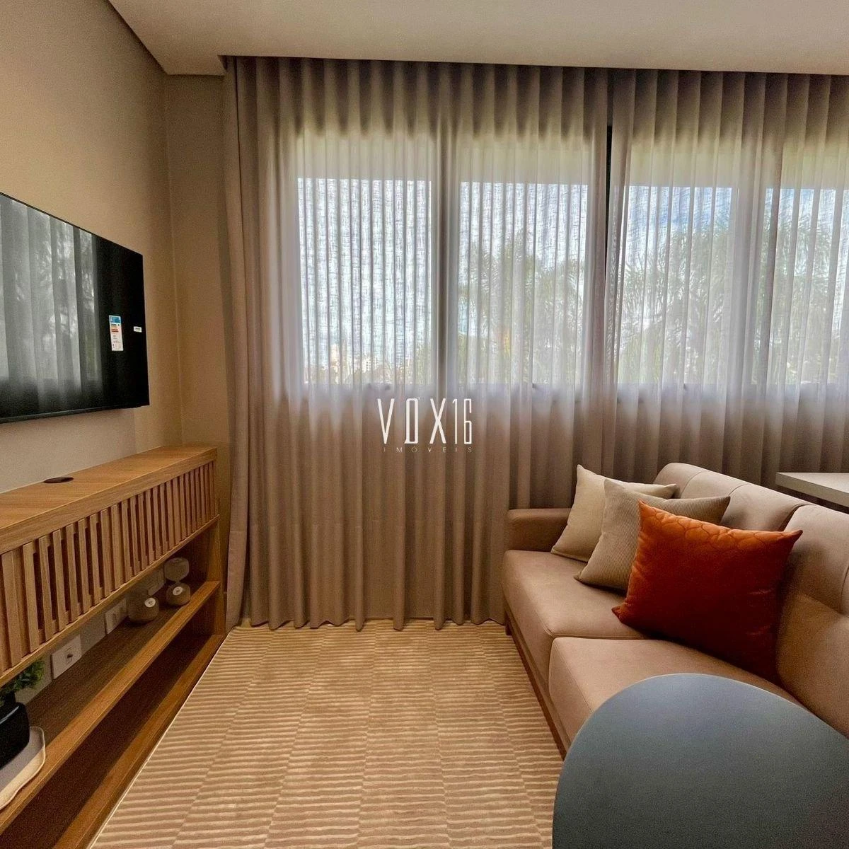 Furnished 65 m² apartment with 1 bedroom suite and 2 baths