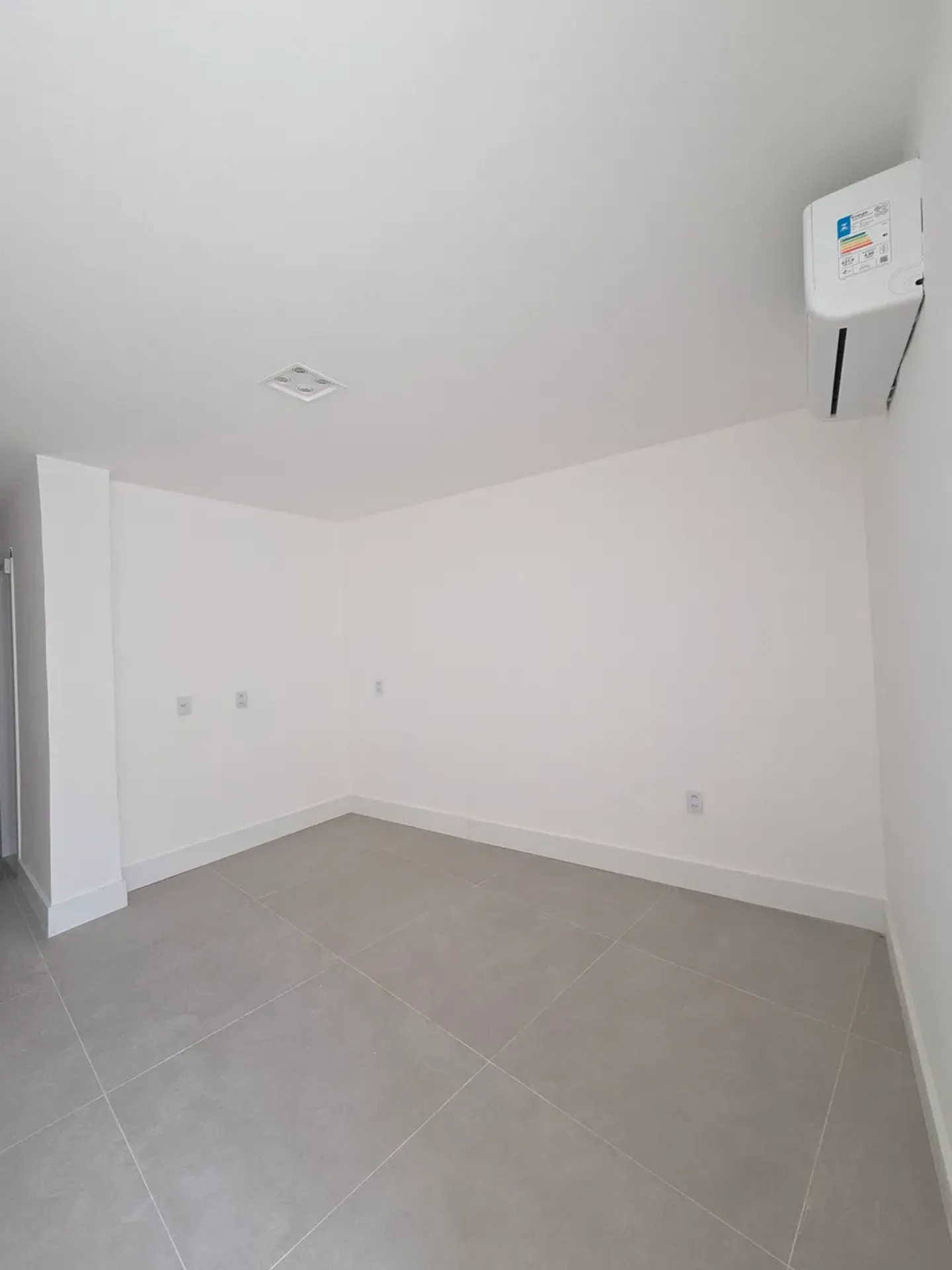 32 m² apartment on the 12th floor, no parking — photo 10
