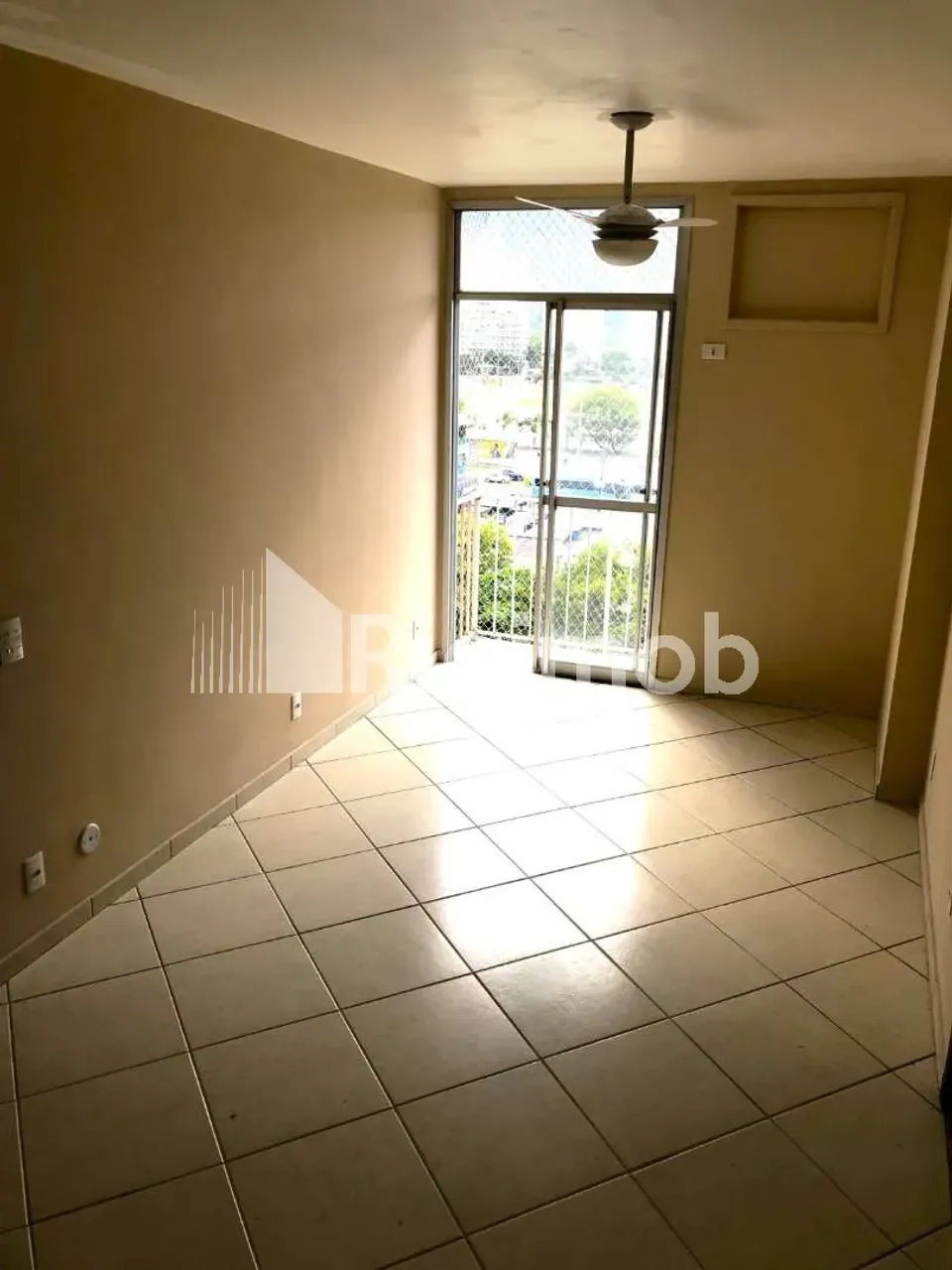 2-bedroom apartment in a building with a pool — photo 11