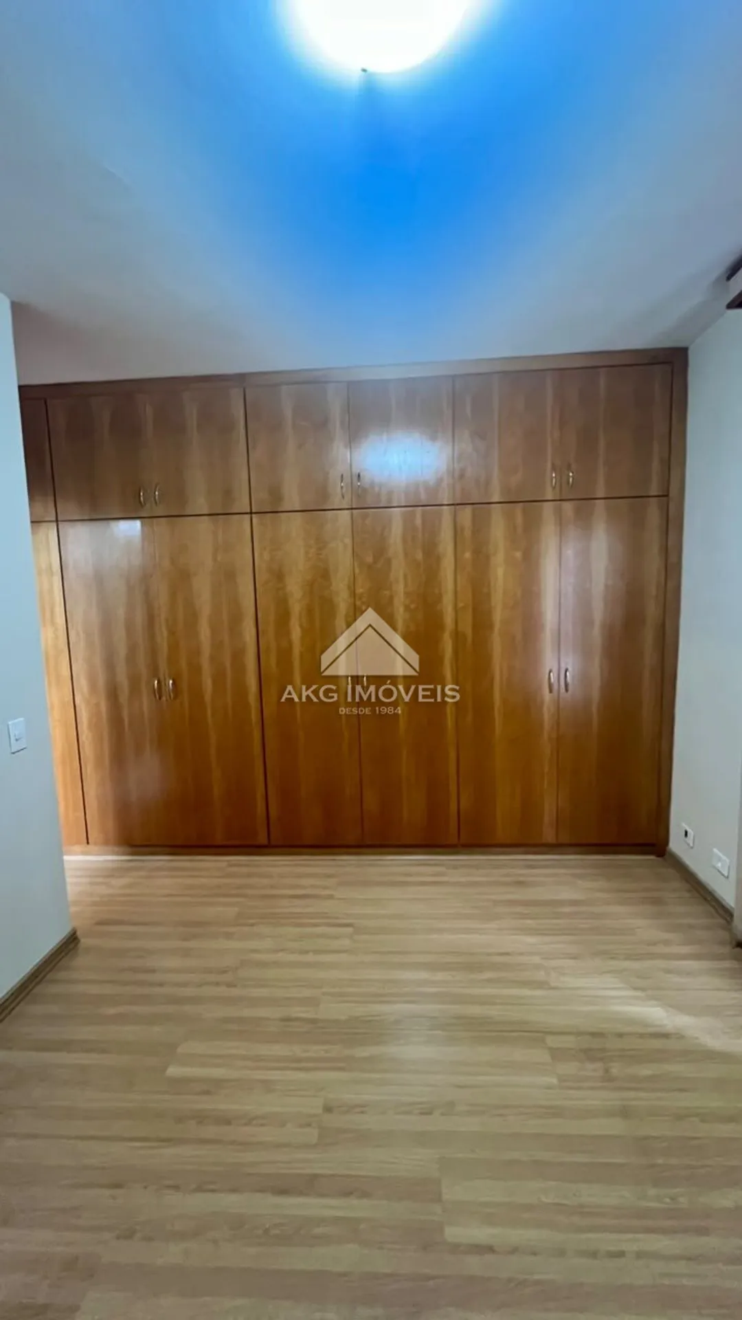 3-bedroom apartment with a home office in Curitiba — photo 24