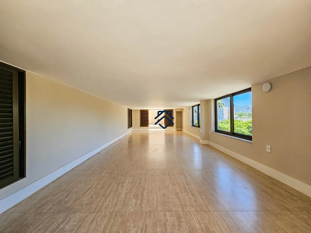 Cobertura linear com 4 suítes e 460 m² com 2 vagas — photo 30