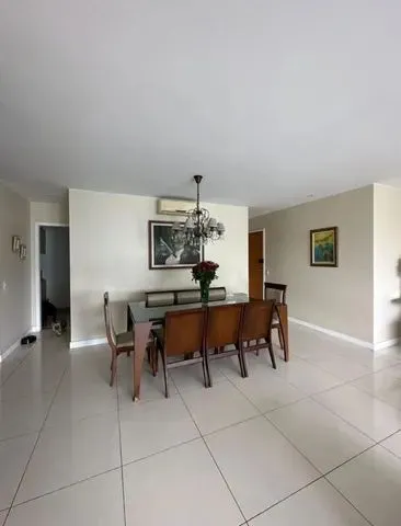Apartamento com 4 dormitórios e 5 banheiros — photo 6