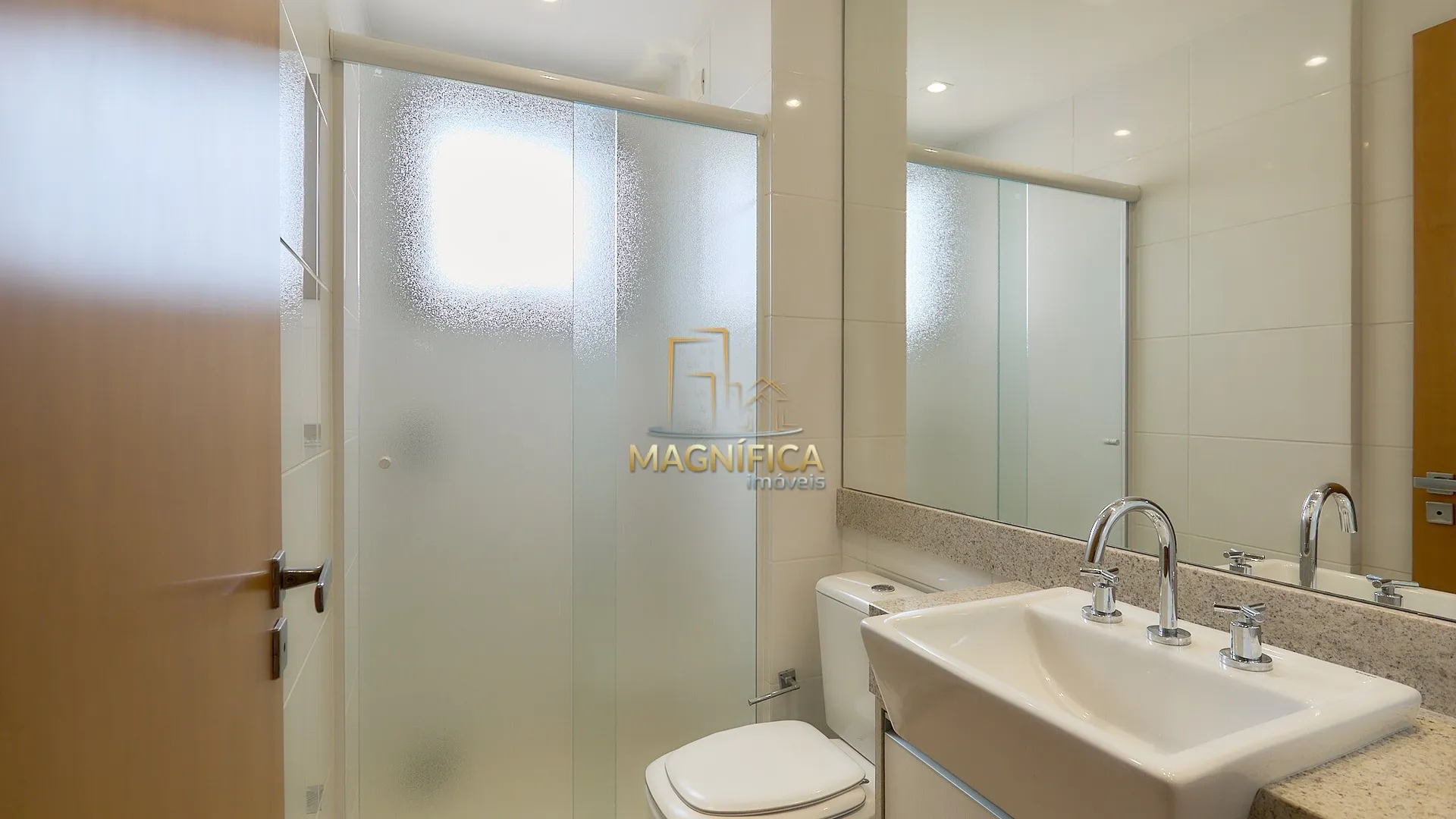 Apartamento mobiliado com 3 suítes e 2 vagas — photo 20