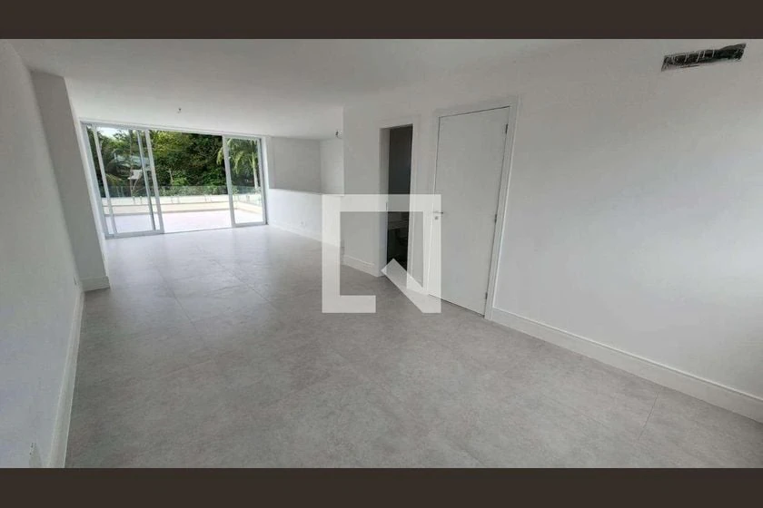 Casa com 3 suítes e 320 m², com 3 vagas — photo 18