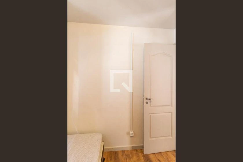 2-bedroom apartment in a building with a pool — photo 11