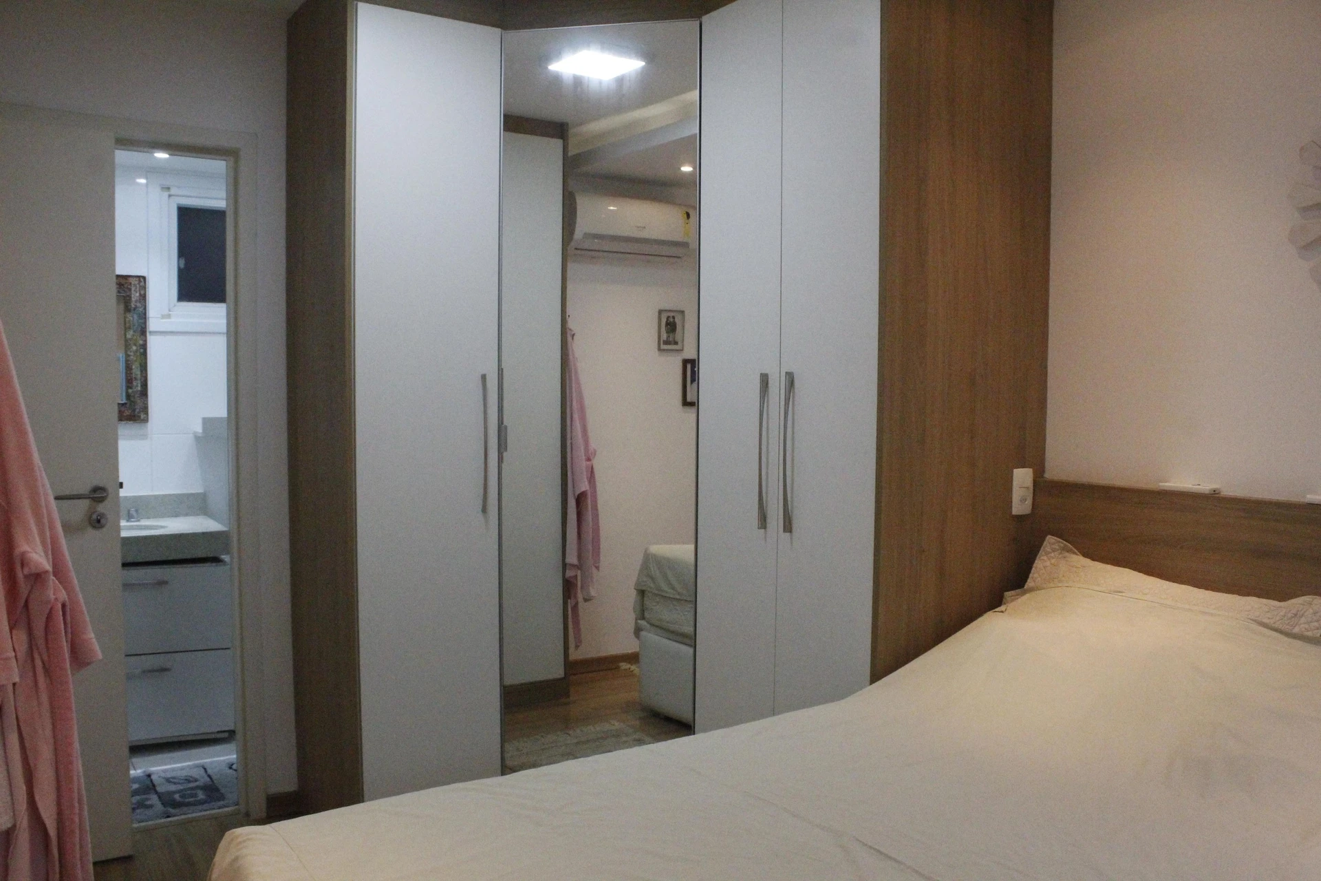 Furnished 2-bedroom apartment with integrated kitchen — photo 18