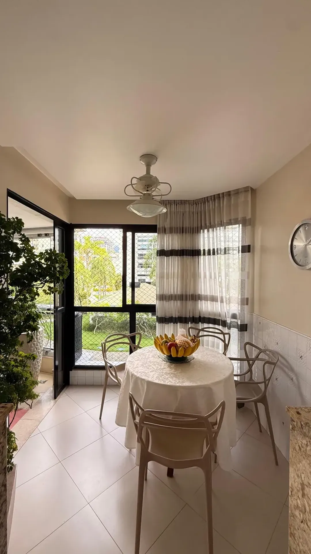 Furnished apartment, 178 m², with a washing machine — photo 19