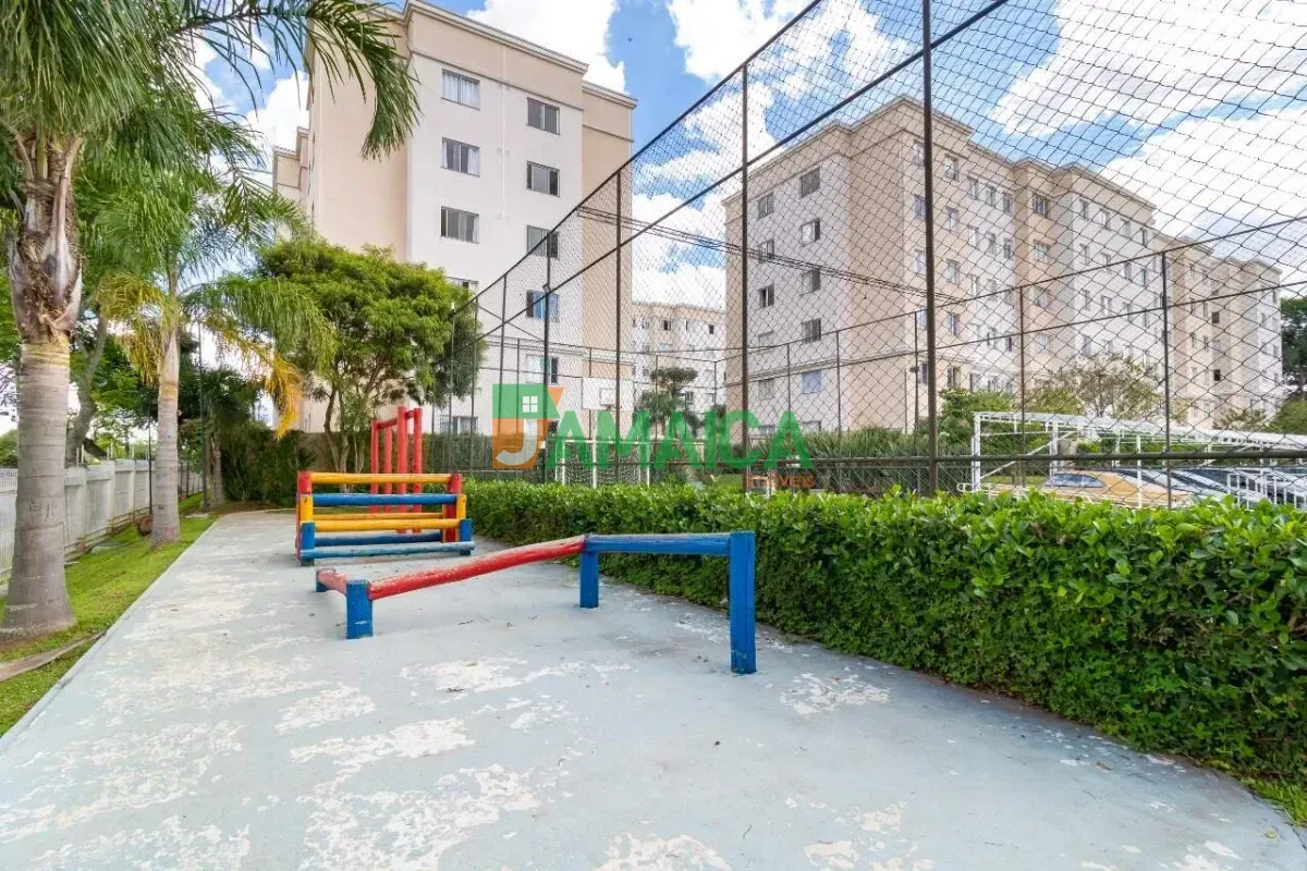 2-bedroom apartment in a building with a pool — photo 7