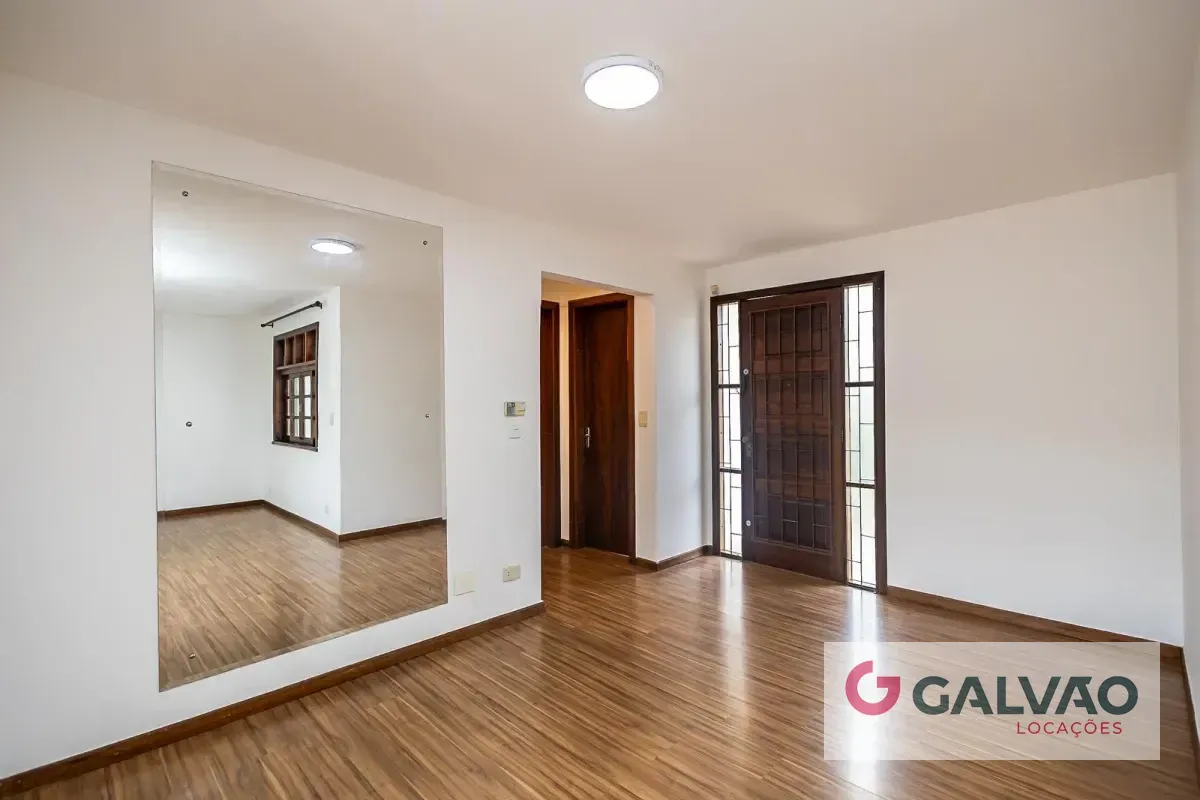 Ванна та 3 спальні: будинок 210 м² — photo 9