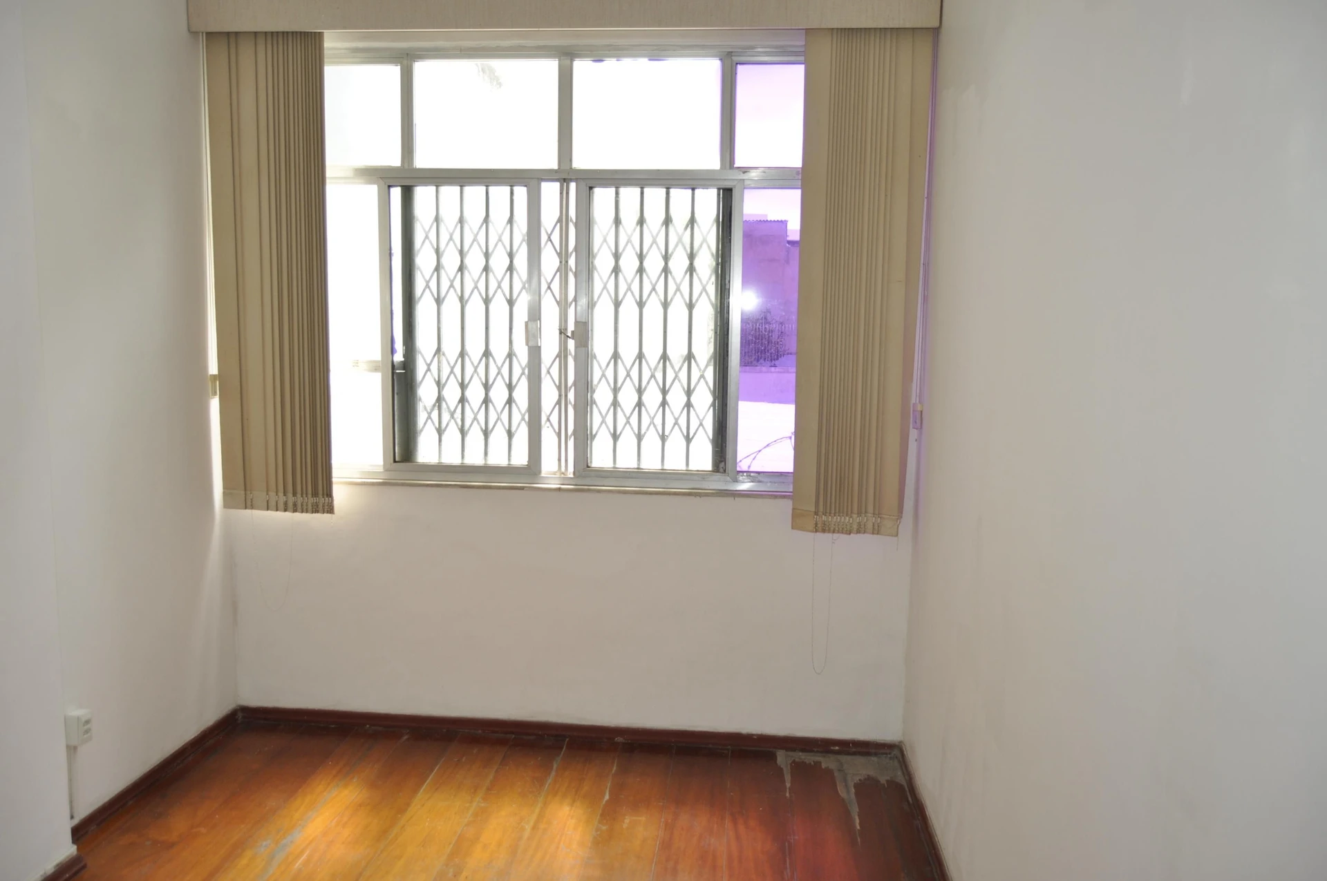2-bedroom apartment with a private garden — photo 25