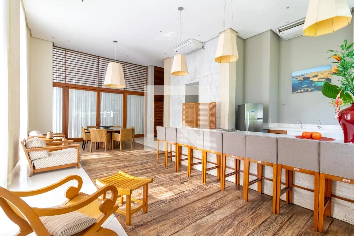 Apartamento mobiliado com 2 quartos, varanda e vaga — photo 41