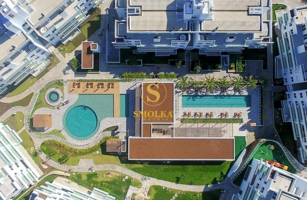 3-bedroom apartment with a grill on the balcony — photo 27