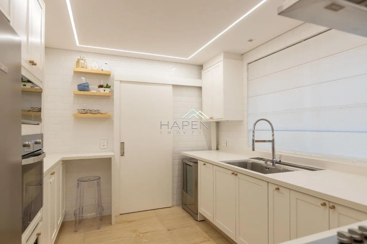 Квартира 215 м² с 3 спальнями-сюитами и 5 ванными — photo 16