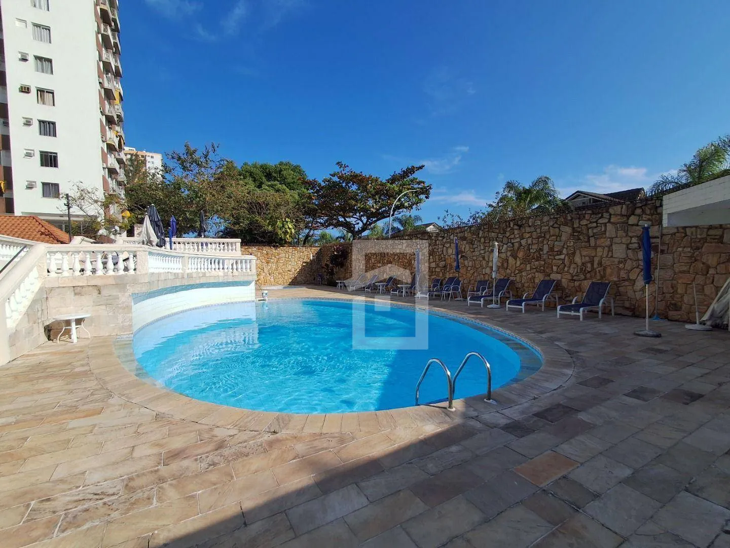 2-bedroom apartment with a washing machine in Rio de Janeiro — photo 9