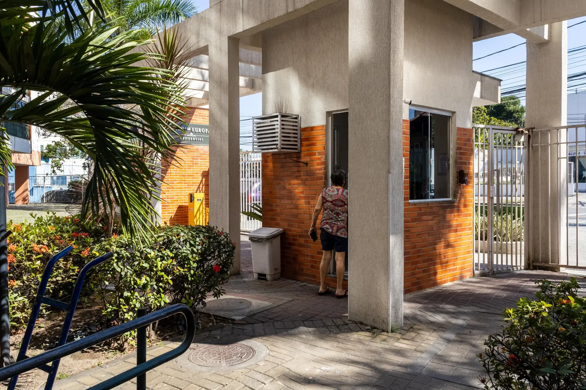 3-bedroom apartment with a private BBQ in Rio de Janeiro — photo 35