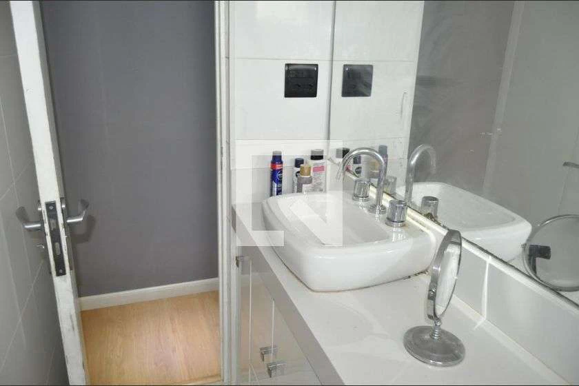 Furnished 2-bedroom apartment with 65 m² — photo 6
