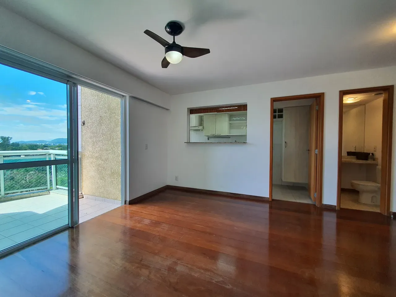 Park view in a 2-bedroom apartment, 90 m² — photo 21