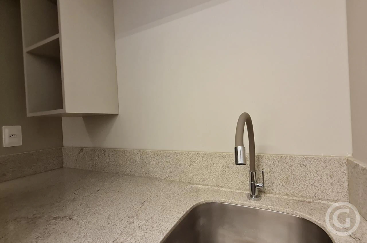 Мебльований студіо 35 м² з кухнею відкритого планування
