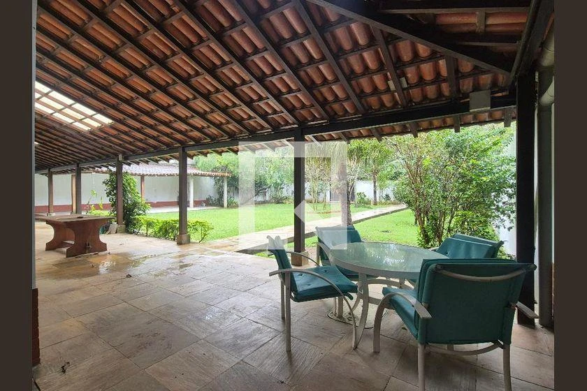 Casa para aluguel com 4 quartos e 2 suítes em 1500 m² — photo 7