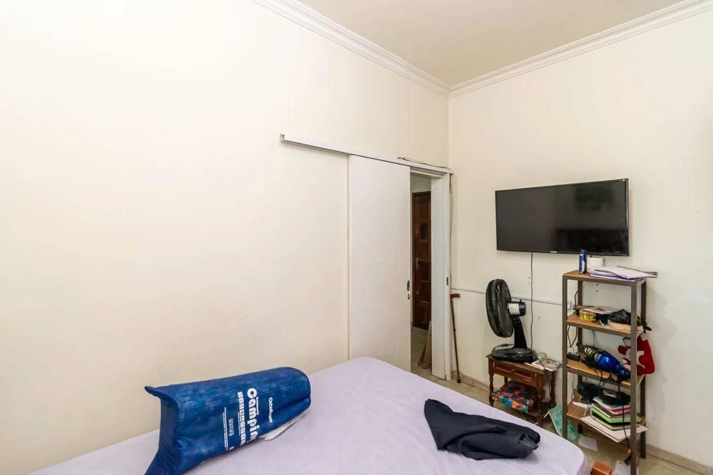 Furnished 1-bedroom apartment with 1 bathroom — photo 4