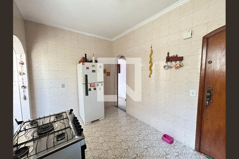 90 m² rental apartment with 3 bedrooms and balcony — photo 23