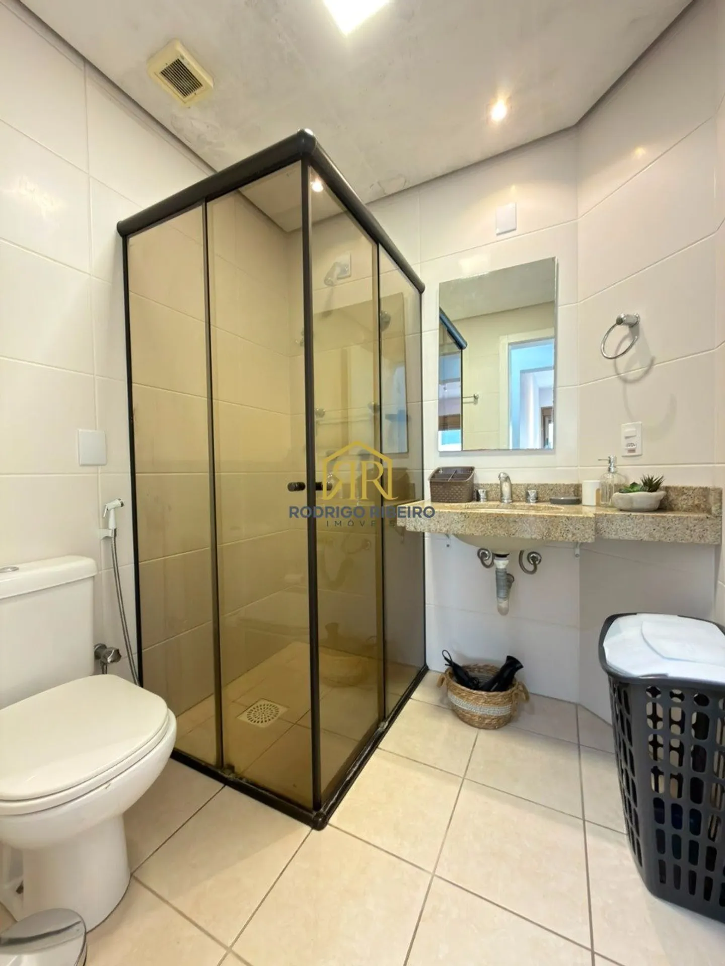 Furnished apartment, 62 m², with a washing machine — photo 17