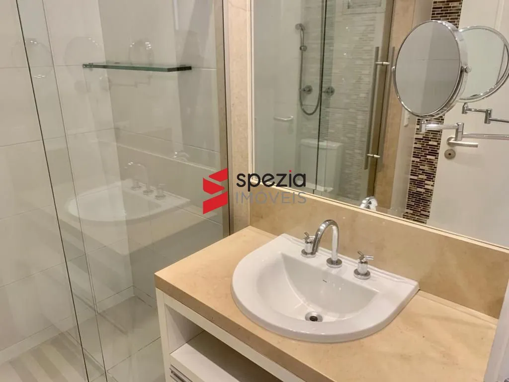 Apartamento dúplex con 2 dormitorios y vista a la ciudad — photo 23