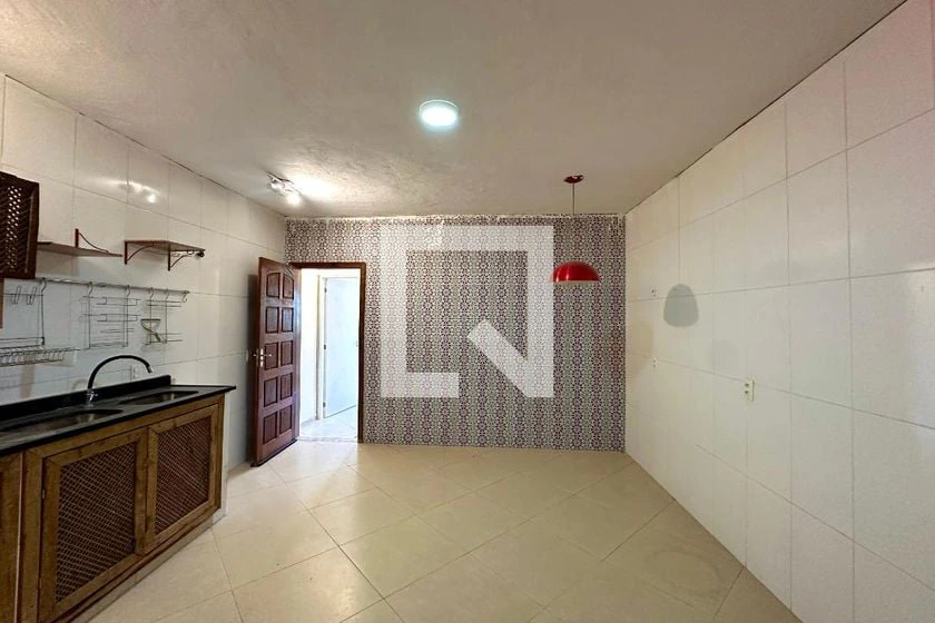 2-bedroom house, both with their own bathrooms, 72 m² — photo 3
