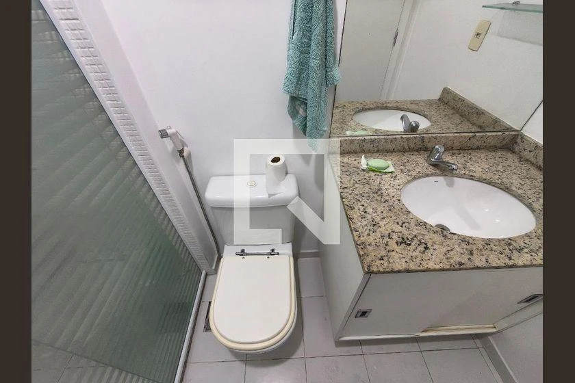Furnished 2-bedroom apartment with a balcony — photo 13