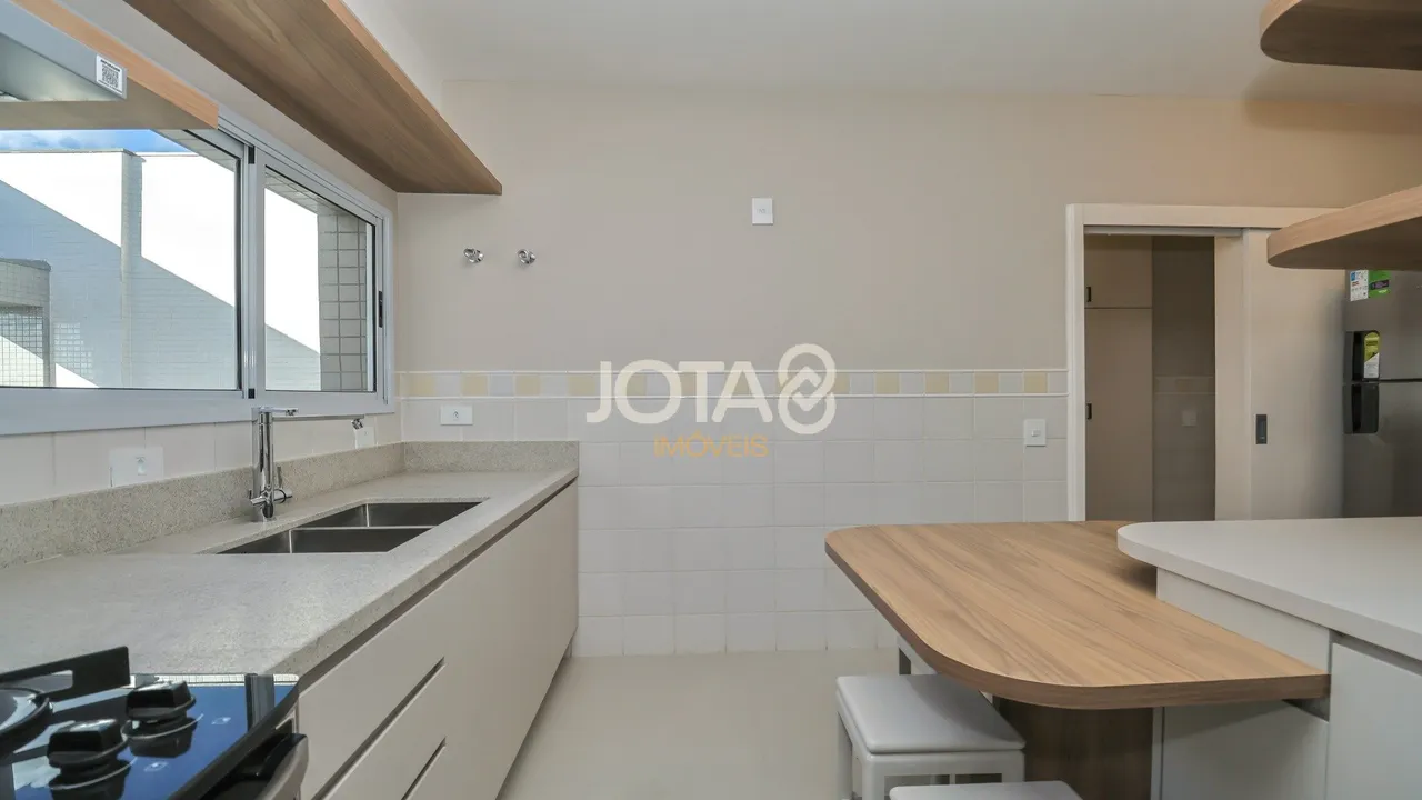 Apartamento de 3 dormitorios, 136 m² y 2 plazas — photo 7