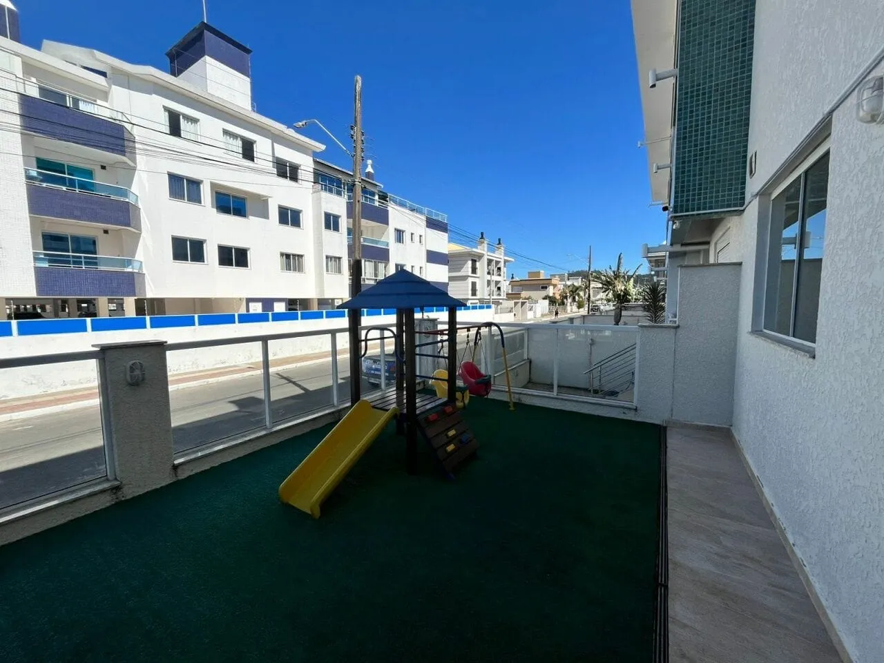 1-bedroom apartment with open kitchen and private BBQ — photo 7