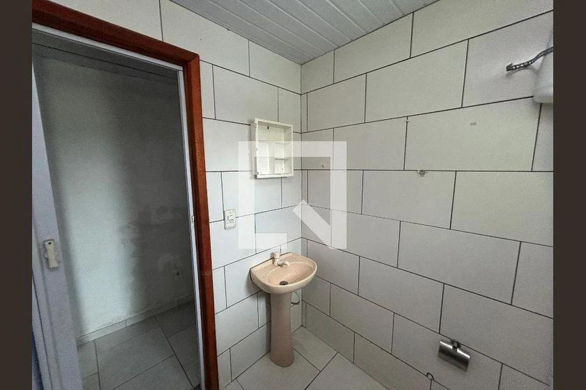 36 m² unfurnished apartment with 1 bedroom and a balcony — photo 21