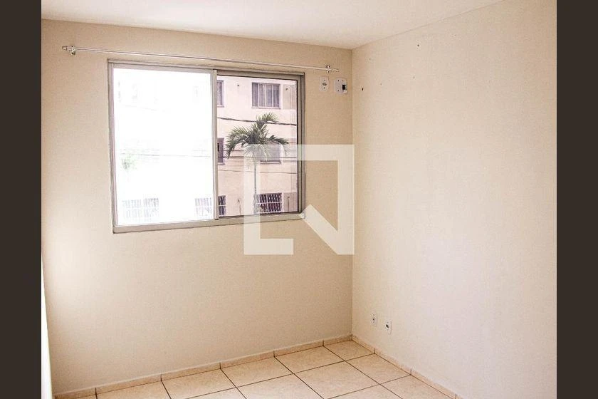 Apartamento sem mobília com 2 banheiros e box de vidro — photo 8