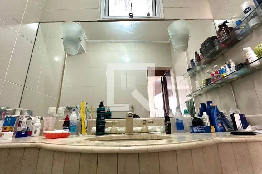 200 m² apartment with a home office and a washing machine — photo 20