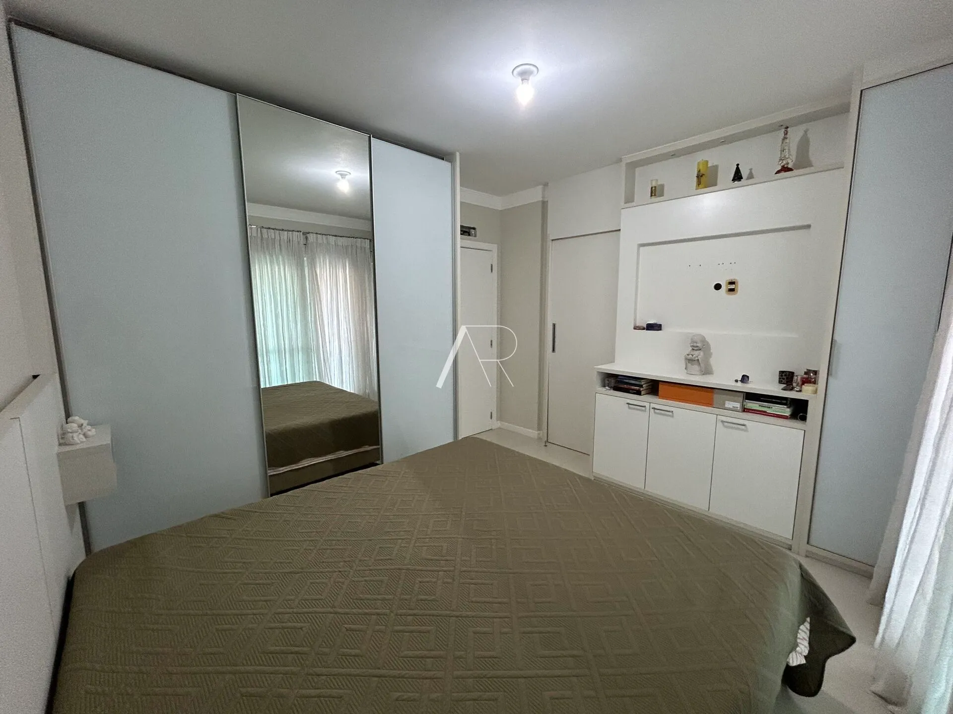 Меблированная квартира 218 м² с 2 местами и 4 спальнями — photo 16